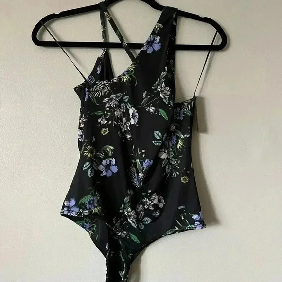 NWT AFRM Revolve Women's Celyn Sleeveless Bodysuit  - Medium - Picture 3 of 5